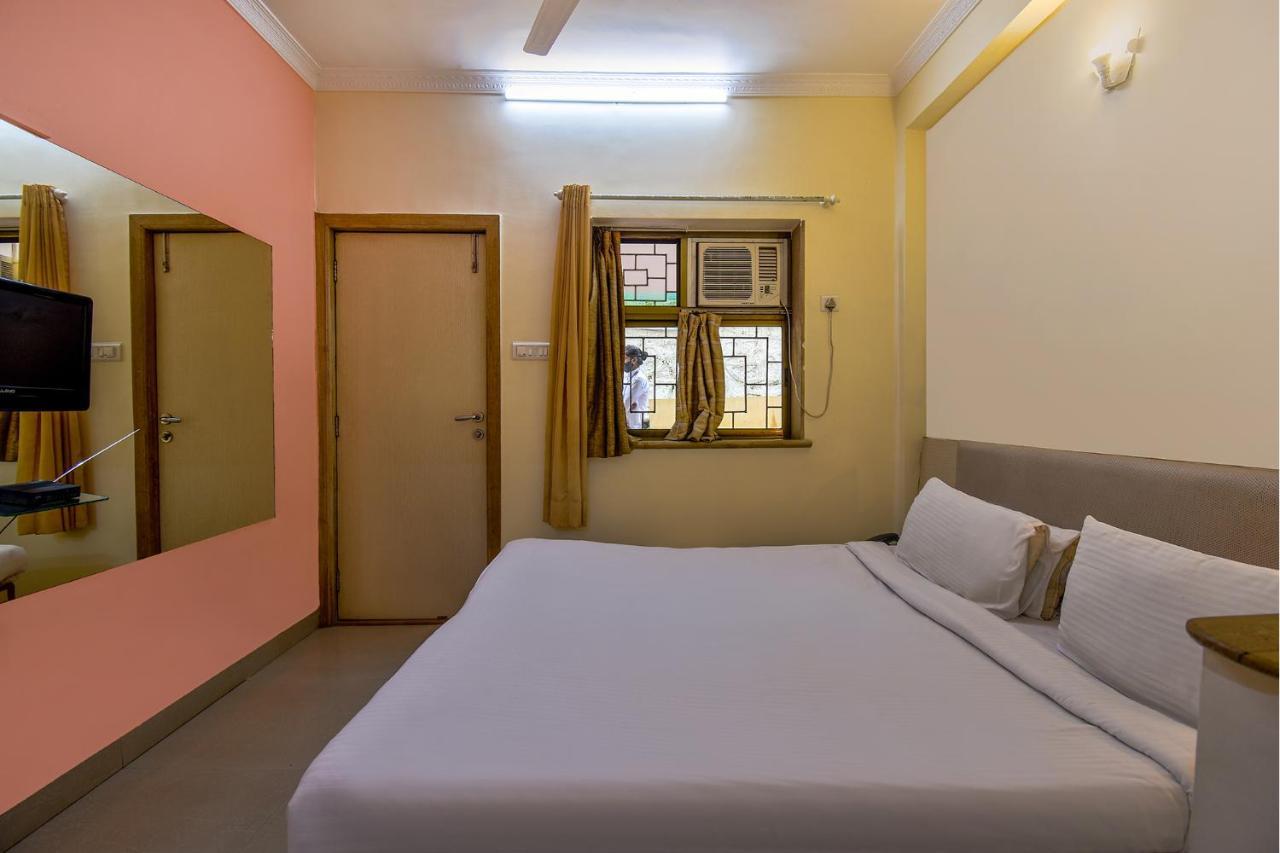 Sereniity Resort Lonavala Extérieur photo