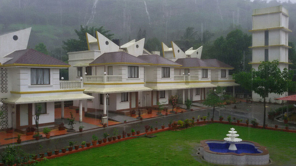 Sereniity Resort Lonavala Extérieur photo